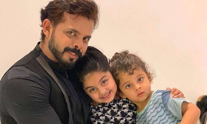 Indian-cricketer-SreeSanth-with kids